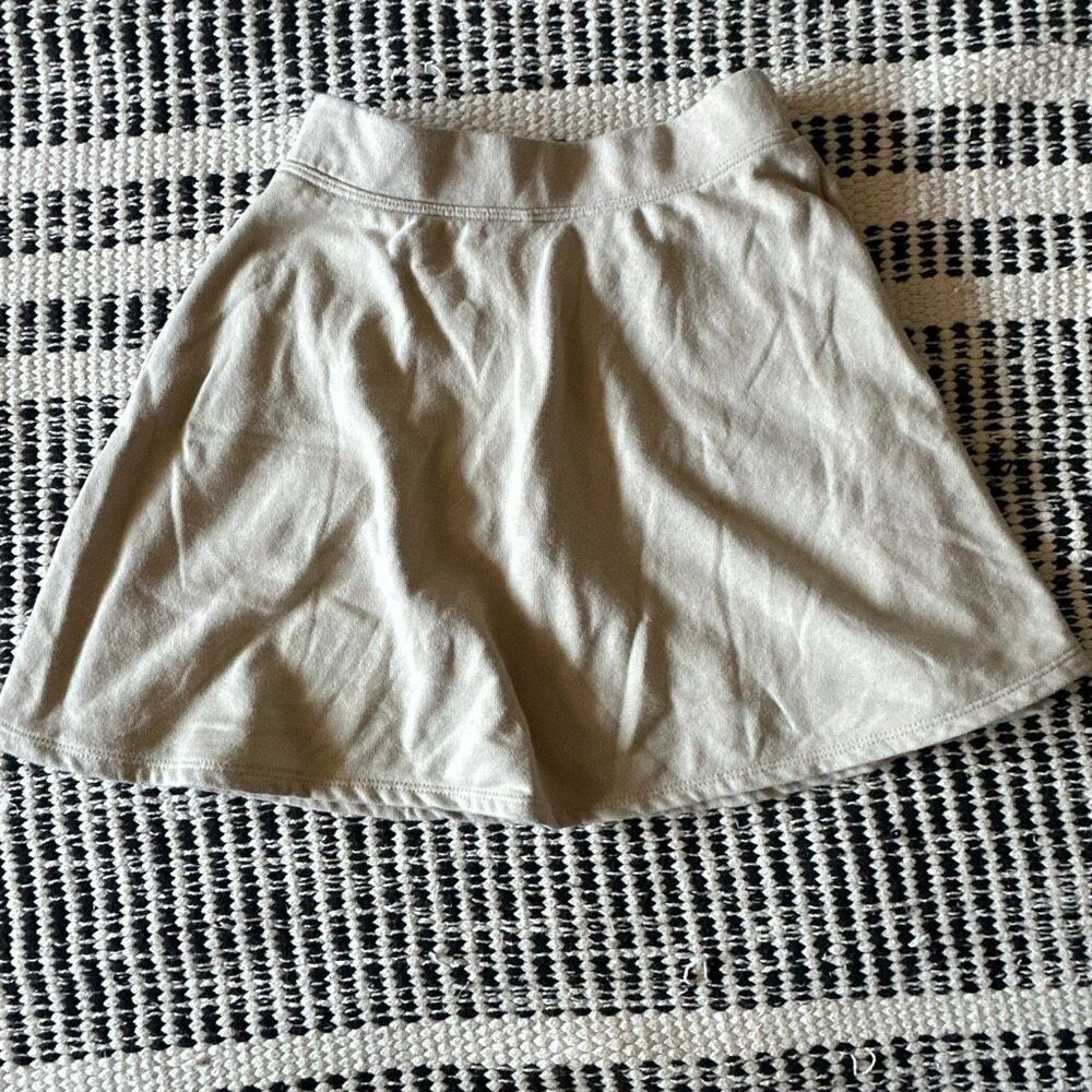 Children’s place size medium 7/8 girls uniform skirt khaki skirt